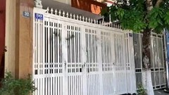 Lực lượng công an Đà Nẵng khuyến cáo người dân ngừng "khủng bố" nhà ông Nguyễn Hữu Linh