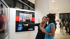 Triển lãm ảnh “Cảm nhận không khí - Feel the Air”