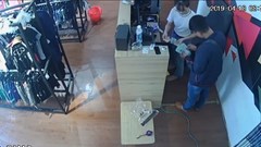 Đà Nẵng: Truy tìm nam thanh niên nói tiếng nước ngoài ăn trộm tiền tại nhiều cửa hàng