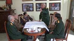 "Chuyện những người lính già”