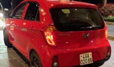 Triệu tập lái xe taxi bị tố ''chặt chém'' đe dọa hành hung du khách