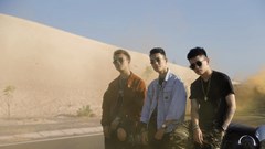 Nhóm nhạc "Ba Chấm" tái xuất trong ca khúc nhạc phim "Cà chớn, anh đừng đi!"