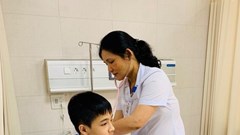 Giá điện, xăng dầu tăng: Yêu cầu dừng tăng giá dịch vụ y tế đối với người không có thẻ BHYT