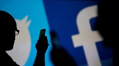 EU chỉ trích Facebook, Twitter chưa làm đủ khả năng chống tin giả