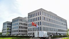 “Lạc lối” vào trung tâm R&D như vũ trụ thu nhỏ của Cô gái Hà Lan