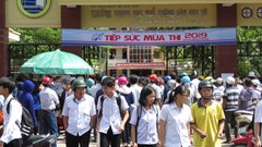 Thí sinh thi vào lớp 10 ở Quảng Bình phải thi lại môn văn: Chuyện thật như đùa, và ai chịu trách nhiệm?
