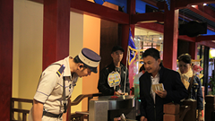 Văn hóa xin chào và sự chuyên nghiệp của người làm dịch vụ du lịch