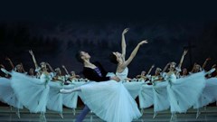 Các nghệ sĩ Nga trình diễn vở kịch ballet Giselle tại Việt Nam