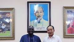 Việt Nam và Nigeria tăng cường hợp tác trên lĩnh vực bóng đá