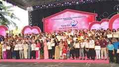 TP.HCM tuyên dương 100 gia đình văn hóa, hạnh phúc tiêu biểu