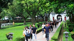 Cầu may và trấn an tâm lý...