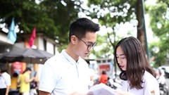 Kết thúc môn thi thứ hai kỳ thi THPT Quốc gia: Đề thi dễ dàng đạt phổ điểm 5-7