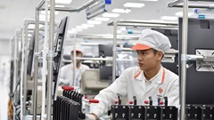 VinSmart hợp tác với Fujitsu và Qualcomm phát triển điện thoại 5G