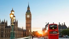 Tháp đồng hồ Big Ben nổi tiếng của Anh đón sinh nhật lặng lẽ