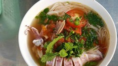 Bún mực lạ miệng ở vùng đất "hoa vàng, cỏ xanh"
