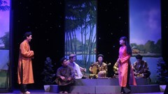 Sân khấu cải lương nỗ lực làm mới: Phải làm cho khán giả... “say”