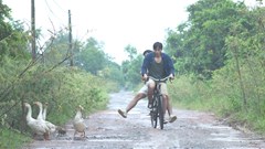 Thưa mẹ con đi, câu chuyện về LGBT trong thời hiện đại