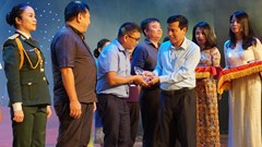 Bộ trưởng Nguyễn Ngọc Thiện dự bế mạc Liên hoan Tiếng hát Đường 9 xanh 2019