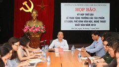 Phê bình văn học nghệ thuật: “Dĩ hòa vi quý”