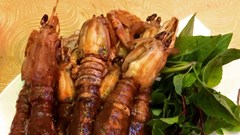 Đặc sản miền Trung: Tôm tít rang me ngon "nhức lưỡi"