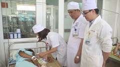 Bỏ qua quy trình để cứu sống mẹ con sản phụ tại Quảng Trị: Biết sẽ bị kỷ luật nhưng vẫn quyết làm