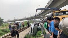 Yên Bái: Một người đàn ông bị tàu hỏa đâm chết khi đi qua đường sắt