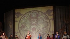 “Ngàn năm mây trắng”: “Phép thử” thú vị của “4 trong 1”