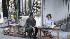 Phim sitcom có giống hài kịch truyền hình?