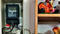 PC Khánh Hòa: Khen thưởng đột xuất 2 Tổ Kiểm tra, Giám sát mua bán  điện