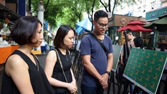 Họa sắc Việt​​​​​​​ từ tranh Hàng Trống