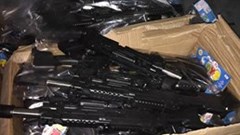 Phát hiện nhiều súng nhựa, đồ chơi nguy hiểm dịp gần Tết Trung Thu