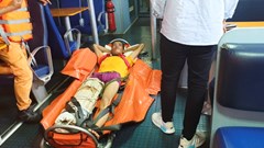 Cứu kịp thời thuyền viên Trung Quốc bị gãy chân do tai nạn trên biển