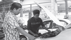 Người nâng đỡ những đứa trẻ “sai đường”