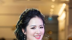 Nhạc sĩ Trần Mạnh Hùng bạc tóc vì ca sĩ Phạm Thuỳ Dung