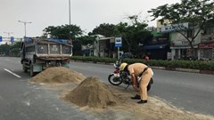 Hàng loạt fanpage mạo danh cảnh sát giao thông đăng tin sai sự thật