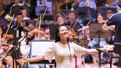 Miệt mài tập luyện cho live concert đầu đời, Phạm Thùy Dung hồi hộp chờ ngày tỏa sáng