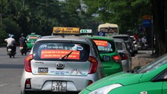 Mọi loại taxi phải có hộp đèn gắn cố định trên nóc xe