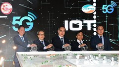 Người dân TP.HCM trải nghiệm công nghệ 5G đầu tiên trên cả nước
