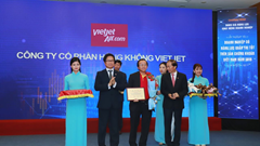 Vinh danh 10 doanh nghiệp có năng lực quản trị tốt nhất sàn chứng khoán Việt Nam