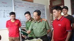 Hòa Bình: Bắt quả tang 4 đối tượng vận chuyển trái phép số lượng lớn ma túy