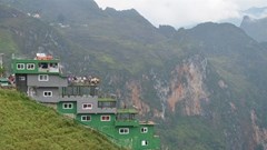 Bộ VHTTDL: Sai phạm ở tòa nhà trái phép trên đèo Mã Pì Lèng cần xử lý nghiêm