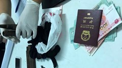 Bắt giữ 2 kẻ nước ngoài chuyên đục phá két sắt ở các khu công nghiệp