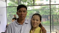 Hỗ trợ các gia đình khó khăn trong hành trình đi tìm tiếng cười trẻ thơ