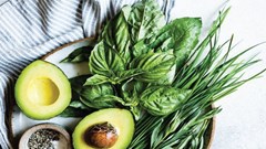 Bơ giúp giảm cân an toàn và kiểm soát huyết áp