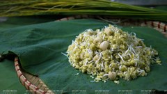 Xôi cốm - hương vị đặc trưng của Hà Nội mỗi khi mùa Thu đến