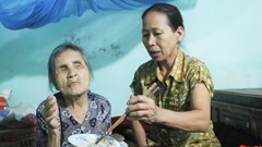“Tôi có thêm người mẹ để chăm sóc, phụng dưỡng”