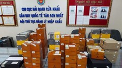 Hải quan Tân Sơn Nhất bắt giữ gần 2.500 điếu xì gà nhập khẩu trái phép