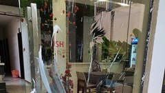 Nhà hàng ở phố cổ Hội An tiếp tục bị tạt sơn ngay giữa ban ngày