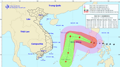 Bão số 7 Kammuri giật cấp 16 vào Biển Đông