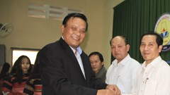 Bình Định bàn giao 14 bộ cồng chiêng cho các trường